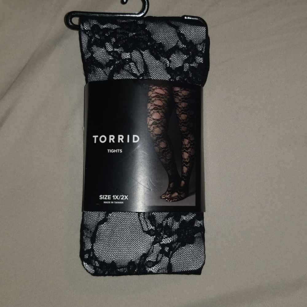 NWT torrid lace pantyhose/tights